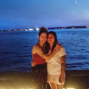 Meet your Posher, Lana